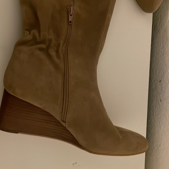 Mid calf suede wedge sole society boots size 8 - Picture 3 of 9